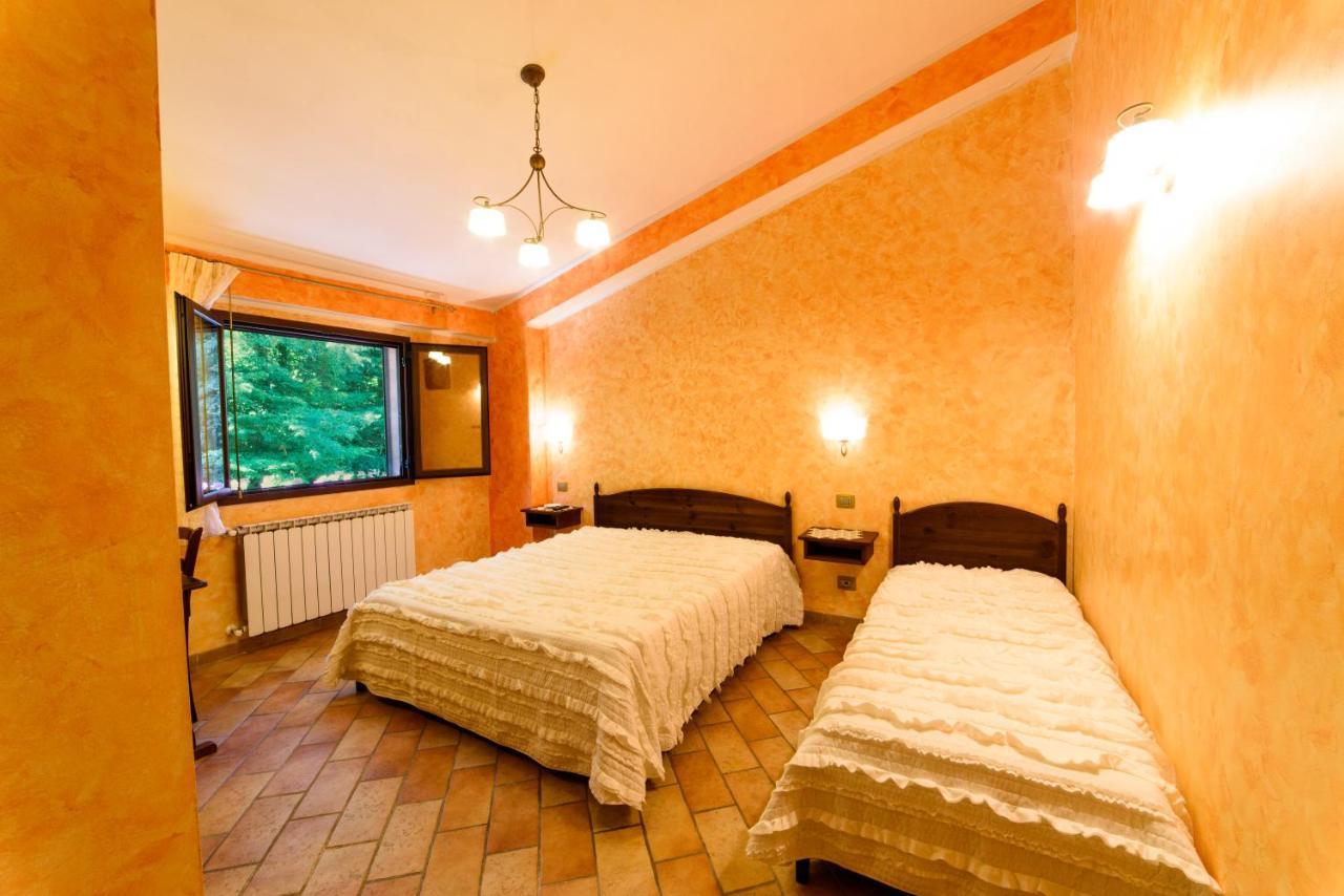 Hotel Vecchio Mulino Castel del Giudice Esterno foto
