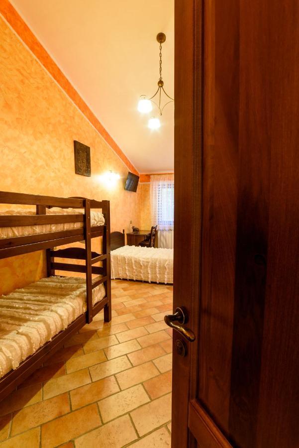 Hotel Vecchio Mulino Castel del Giudice Esterno foto